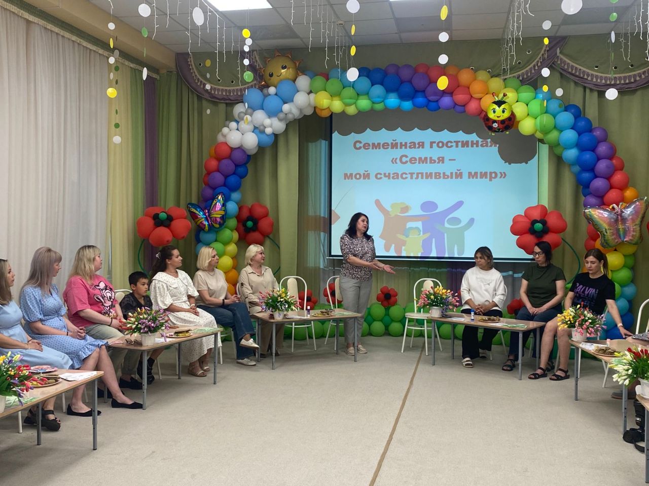 Семейная гостиная в саду №142 &quot;Росинка&quot;